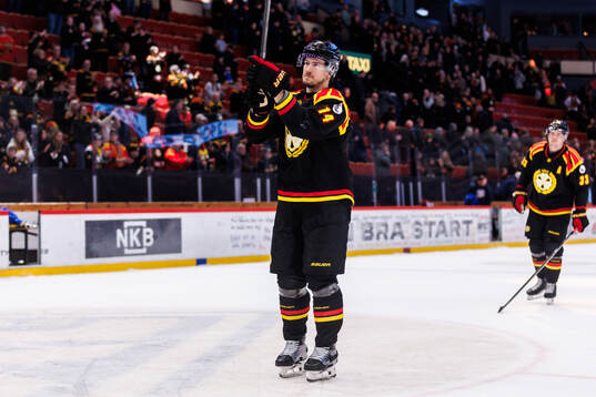 Brynäs Robert Hägg jublar