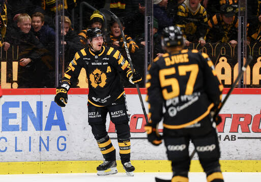 Skellefteås Pär Lindholm jublar