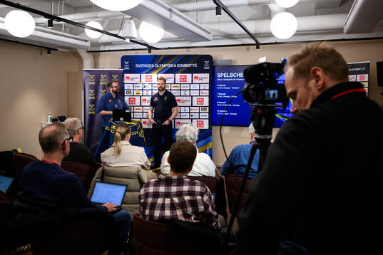 Svenska Ishockeyförbundets mediaansvarige Linus Hugosson
