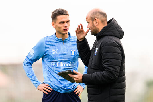 Jovan Milosavljevic och huvudtränare Miguel Angel Ramirez