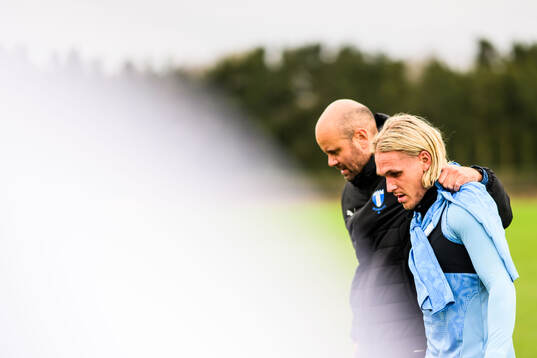 Huvudtränare Miguel Angel Ramirez och Arnor Sigurdsson