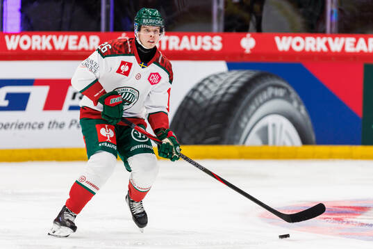 Isac Heens of Frölunda