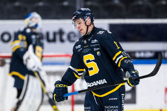 Södertäljes Filip Engarås deppar