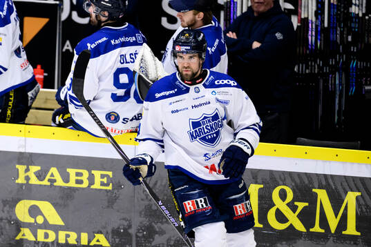 Karlskogas Henrik Björklund jublar