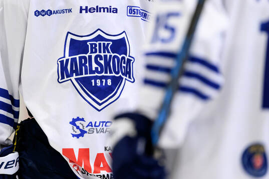 Karlskogas klubbmärke på matchtröja