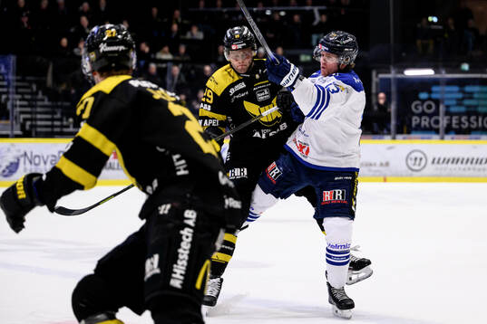 Västerås Kim Rosdahl och Karlskogas Hampus Plato