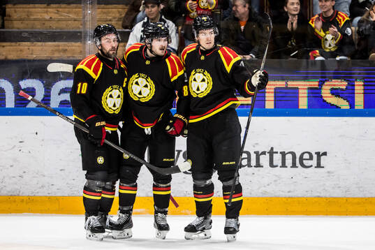Brynäs Kieffer Bellows, Johan Larsson och Robert Hägg