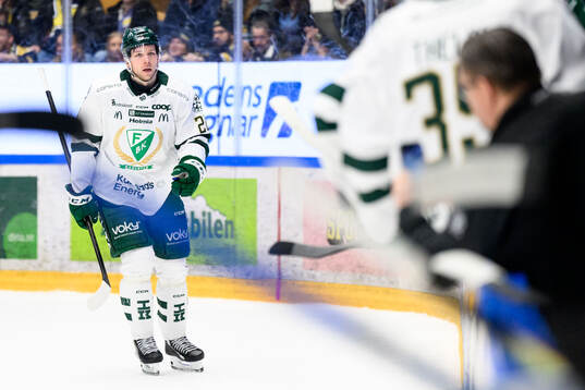 Färjestads Emil Alba jublar