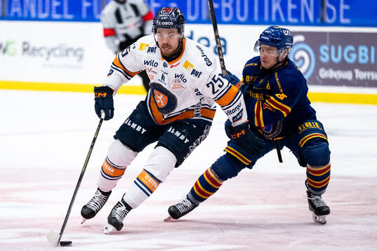 Växjös Lucas Elvenes och Djurgårdens Joseph Snively