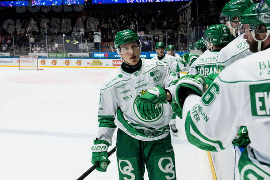 Rögles Paul Ladue jublar