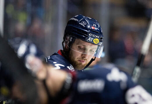 Linköpings Robin Kovacs deppar