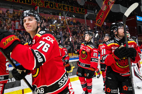 Luleås Filip Eriksson jublar