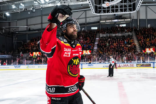 Luleås Frederic Allard jublar