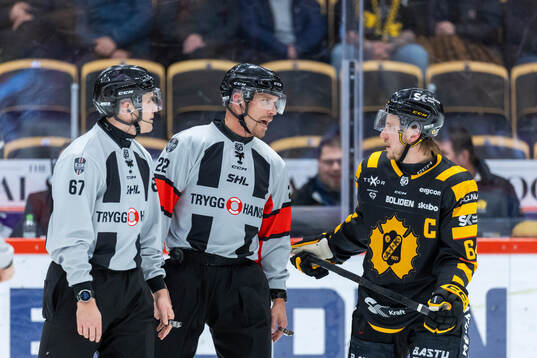 Domare Andreas Harnebring och Jonathan Pudas