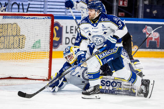 Leksands målvakt Marcus Gidlöf och Fred Nilsson