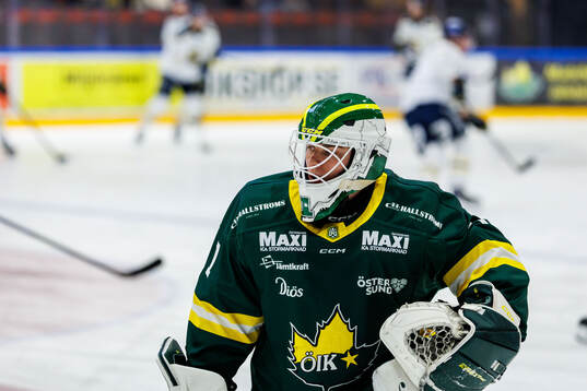 Östersunds målvakt Carl Lidö