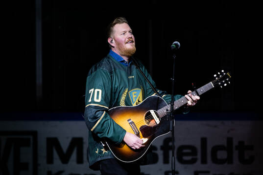 Oscar Magnusson uppträder