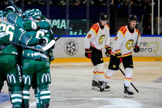Brynäs Gustav Hillström och Axel Andersson deppar