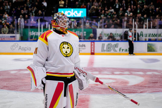 Brynäs målvakt Erik Källgren byts ut