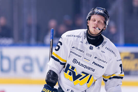 HV71s Linus Lindström deppar