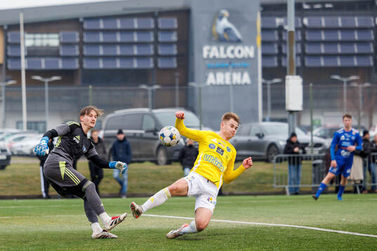 Böljan Falkenbergs målvakt Viktor Dryselius och