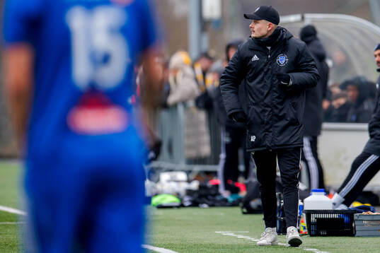 Böljan Falkenbergs tränare Anders Pentéus