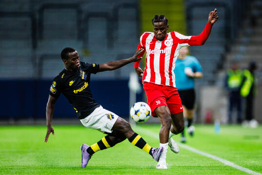 AIKs Stanley Wilson Omondi och Degerfors Philippe Ndinga