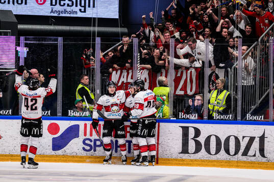 Malmö Redhawks Lauri Pajuniemi jublar