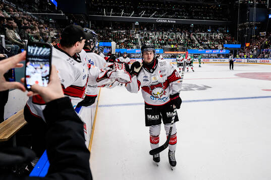 Malmö Redhawks Lauri Pajuniemi jublar