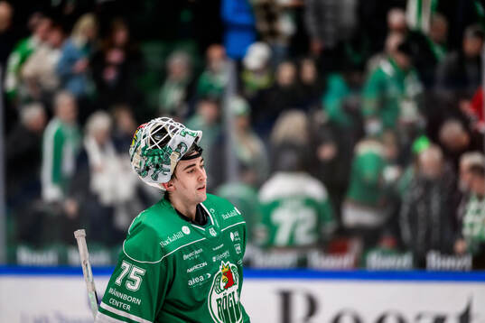 Rögles målvakt Arvid Holm deppar