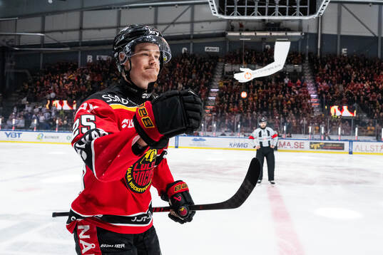 Luleås Filip Eriksson jublar