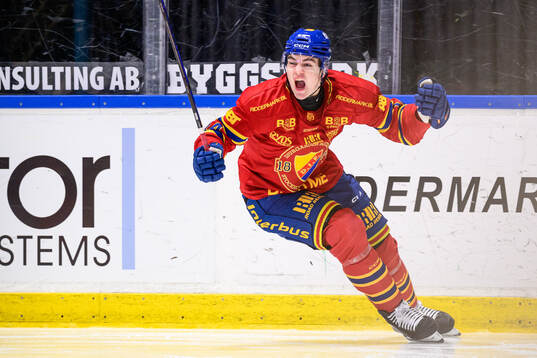 Djurgårdens Anton Frondell jublar