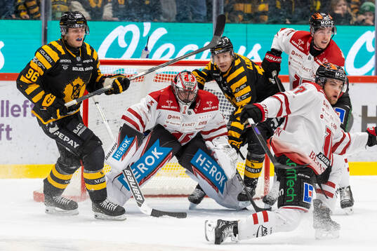 Skellefteås Rickard Hugg och Pär Lindholm vid Örebros