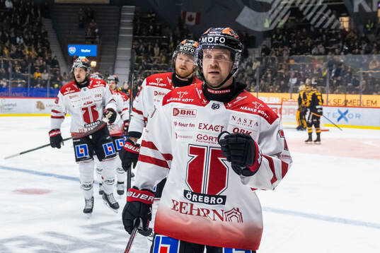 Örebros Teemu Turunen jublar