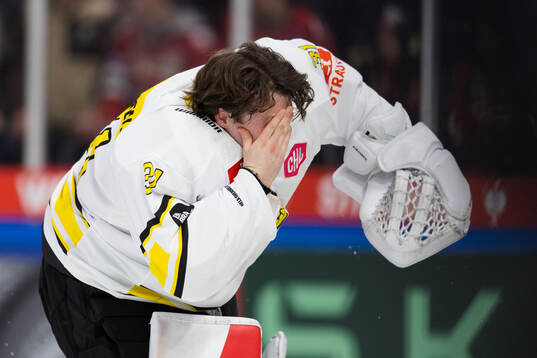 Goaltender Erik Källgren of Brynäs in pain