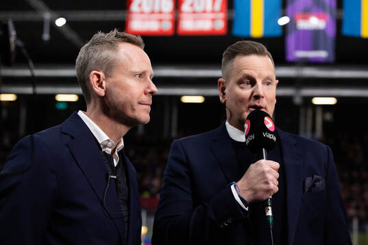 Head coach Robert Ohlsson of Frölunda is interviewed by
