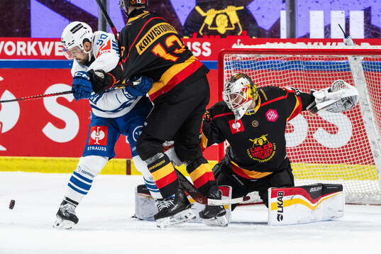 Goaltender Joel Lassinantti of Luleå