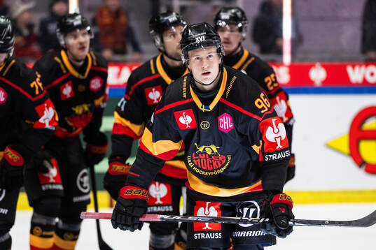 Pontus Andreasson of Luleå celebrates