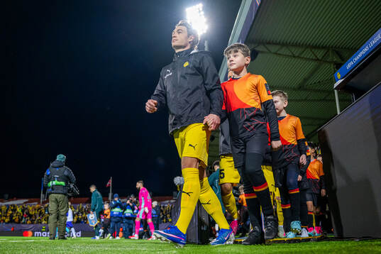 Patrick Berg of Bodø/Glimt enters the pitch