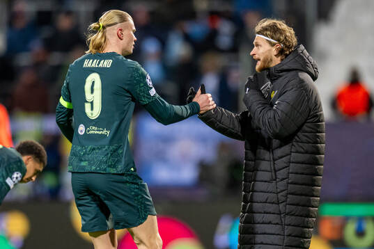 Erling Braut Haaland of Manchester City and Kasper Høgh of