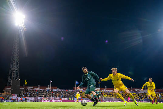 Rayan Ait-Nouri of Manchester City and Jens Petter Hauge of