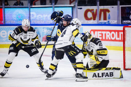 Västerås Henrik Malmström och Södertäljes Teemu
