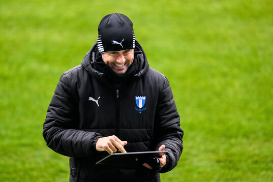 Head coach Miguel Angel Ramirez