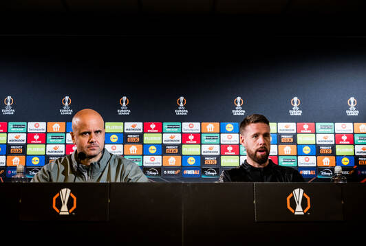 Head coach Miguel Angel Ramirez and Pontus Jansson