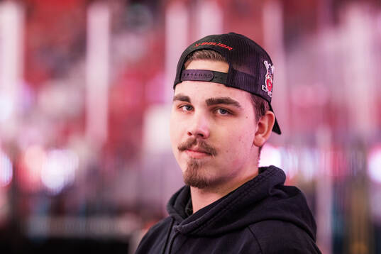 Nybros materialare Zack Olofsson