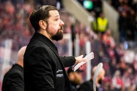 Kalmars tränare Viktor Tuurala