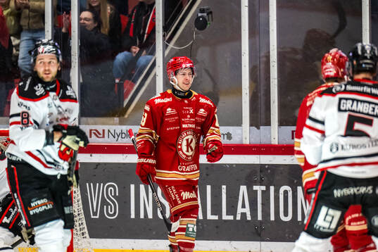Kalmars Matt Fonteyne jublar
