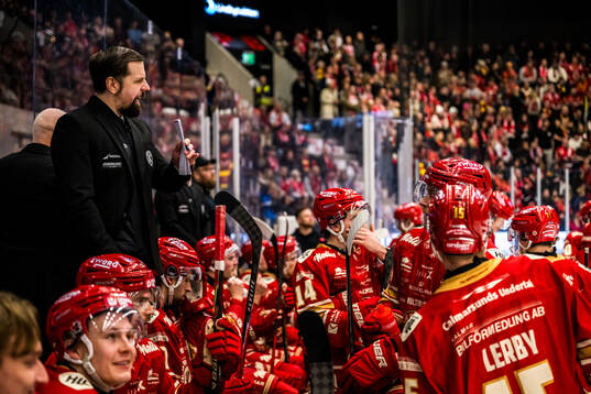 Kalmars tränare Viktor Tuurala