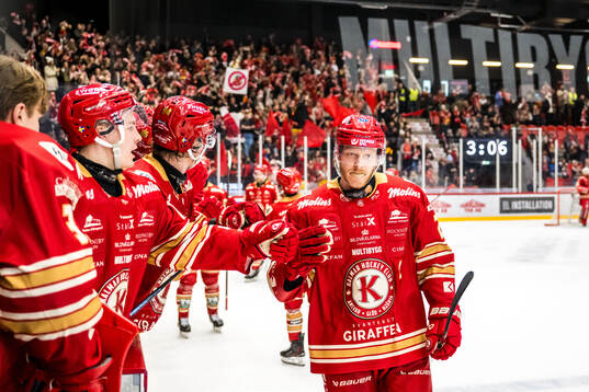 Kalmars Henrik Nilsson jublar