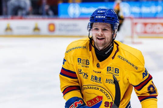 Djurgårdens Mathias Emilio Pettersen jublar